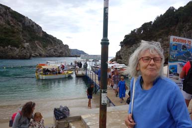 Palokastritsa embarcation pour les grottes